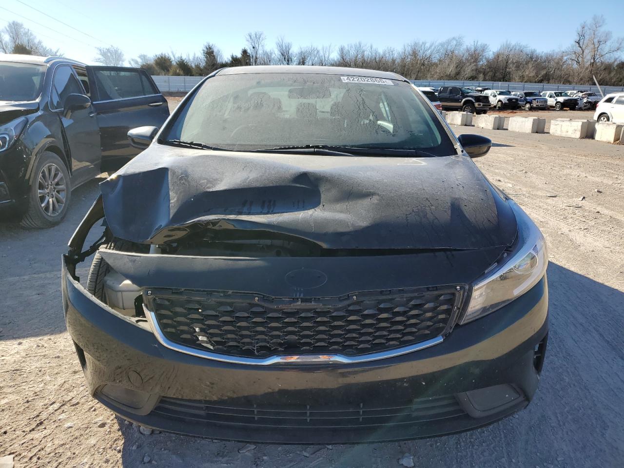 2017 Kia Forte - Image 5
