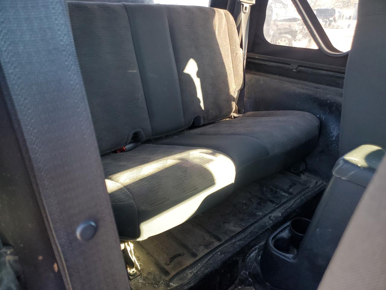 2005 Jeep Wrangler - Image 12