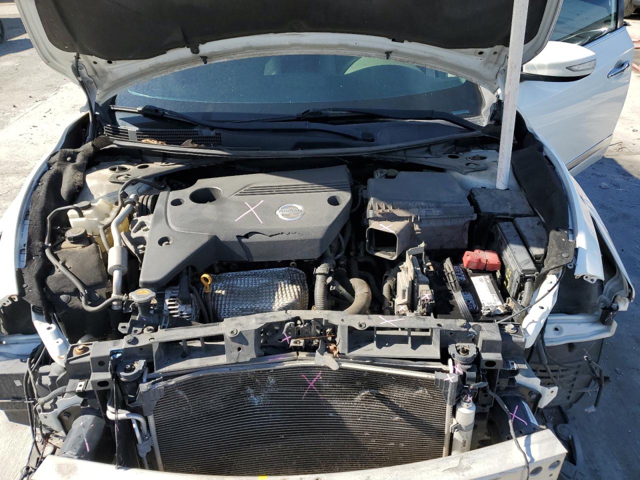 2015 Nissan Altima - Image 11
