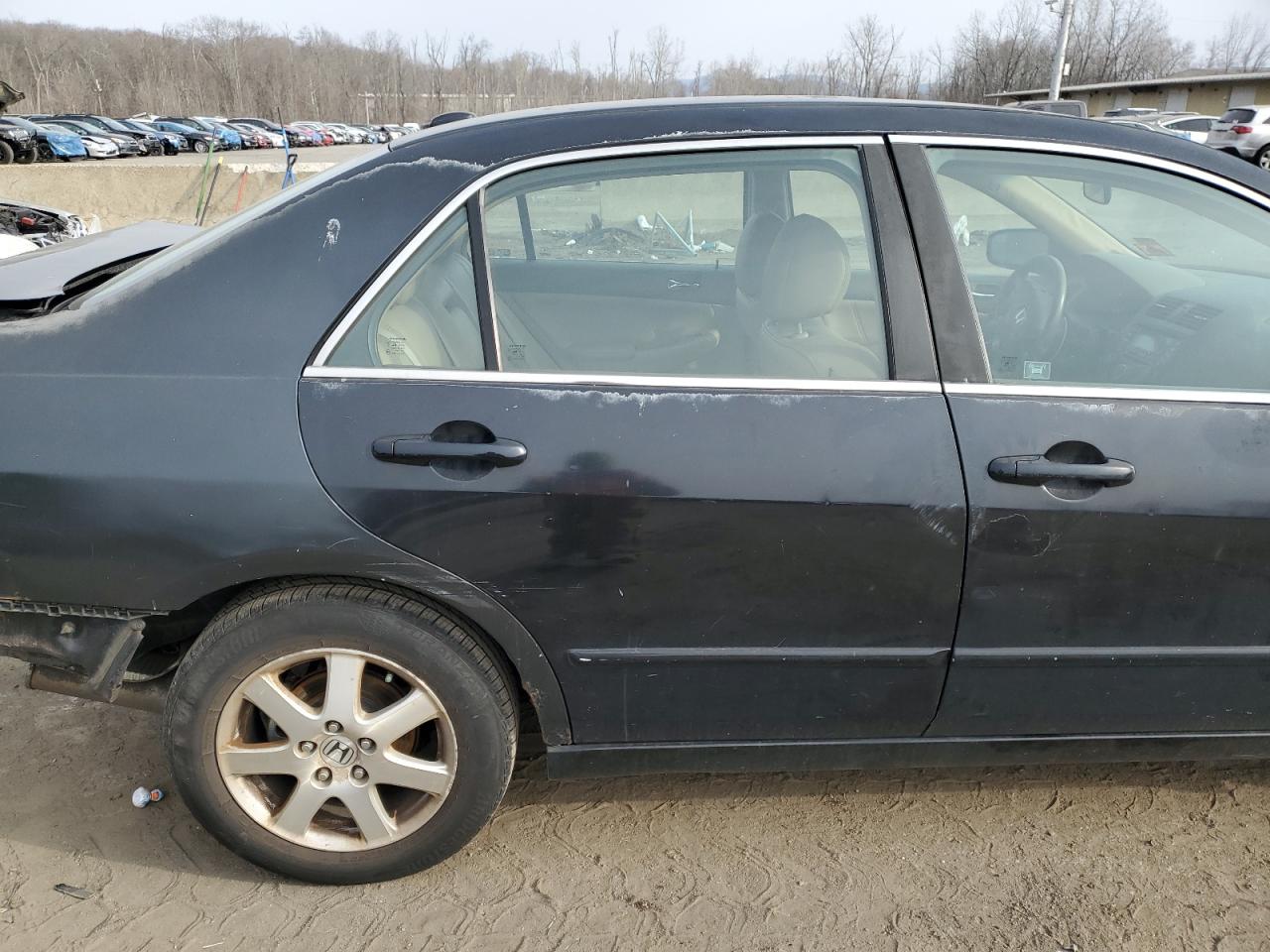 2005 Honda Accord - Image 10
