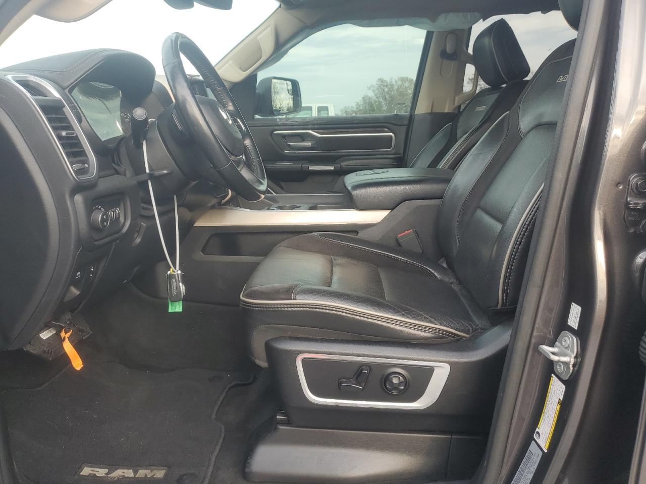 2020 RAM 1500 - Image 7