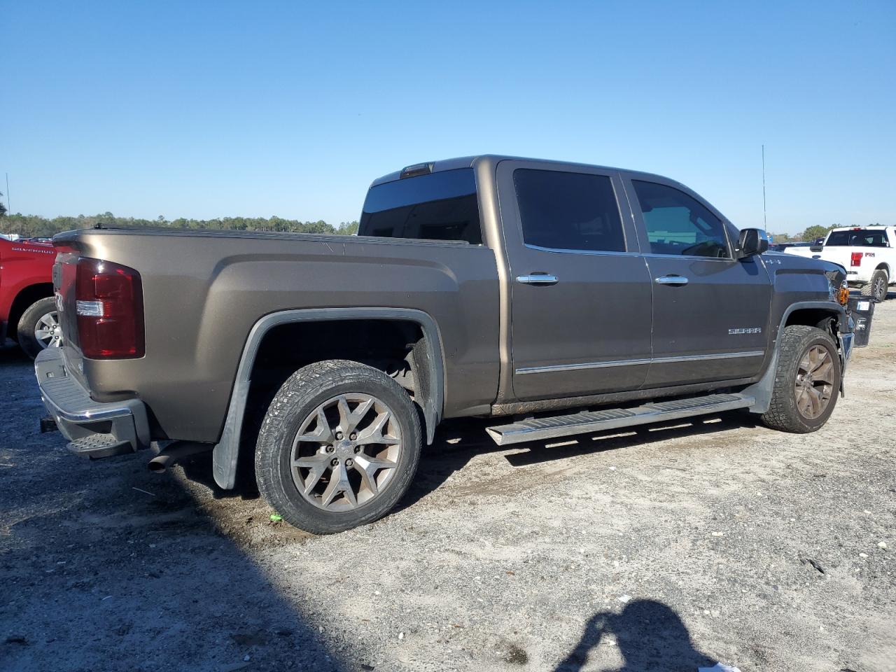 2014 GMC Sierra - Image 3