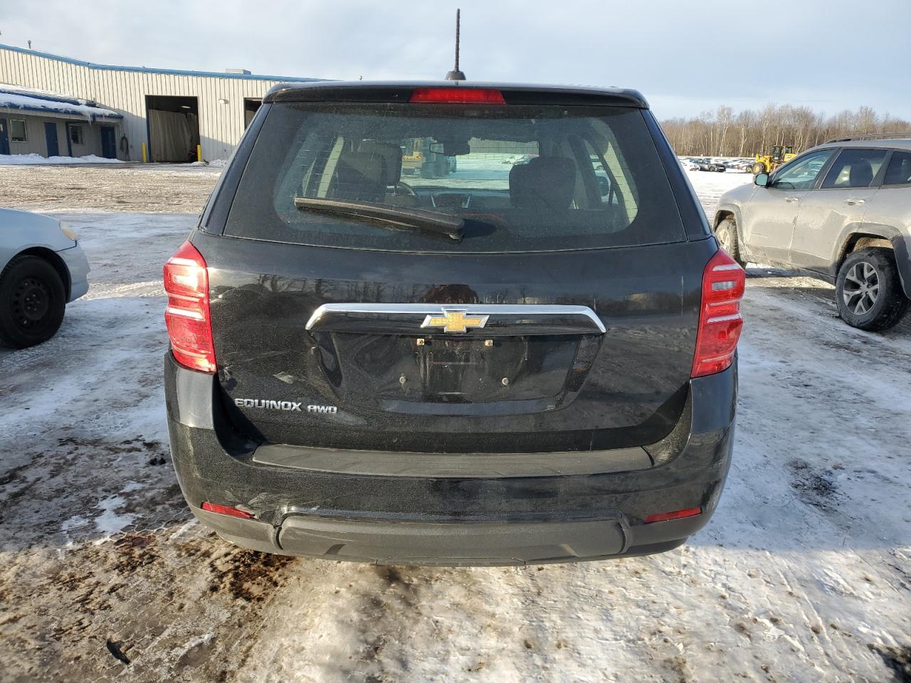 2017 Chevrolet Equinox - Image 6