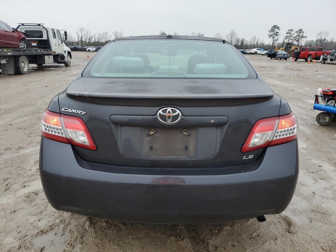 2011 Toyota Camry - Image 6