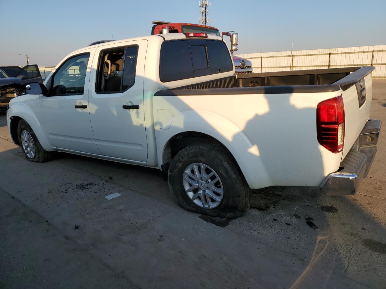 2019 Nissan Navara (Frontier) - Image 2