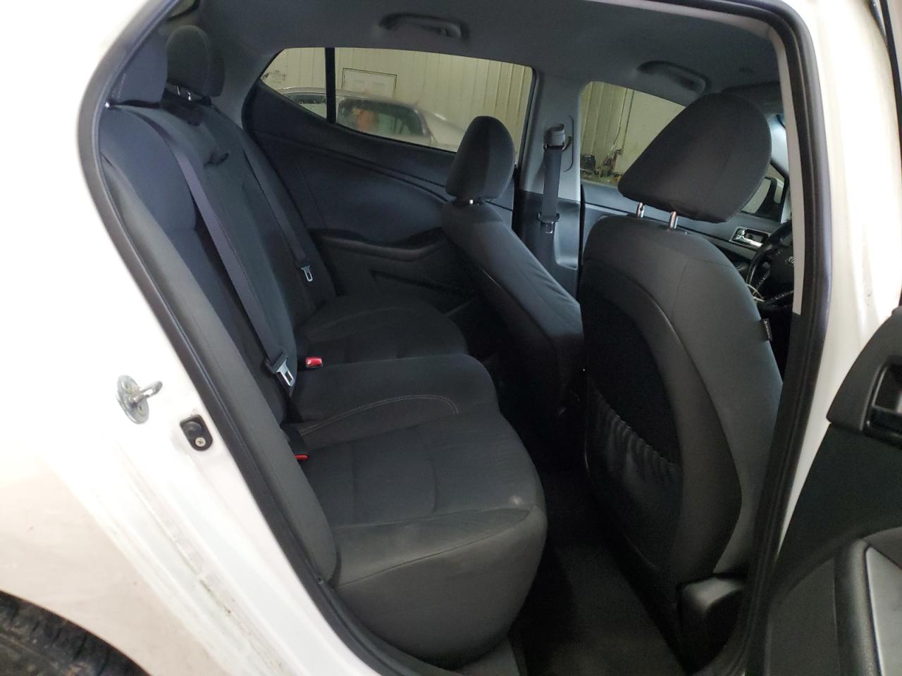 2013 Kia Optima - Image 10