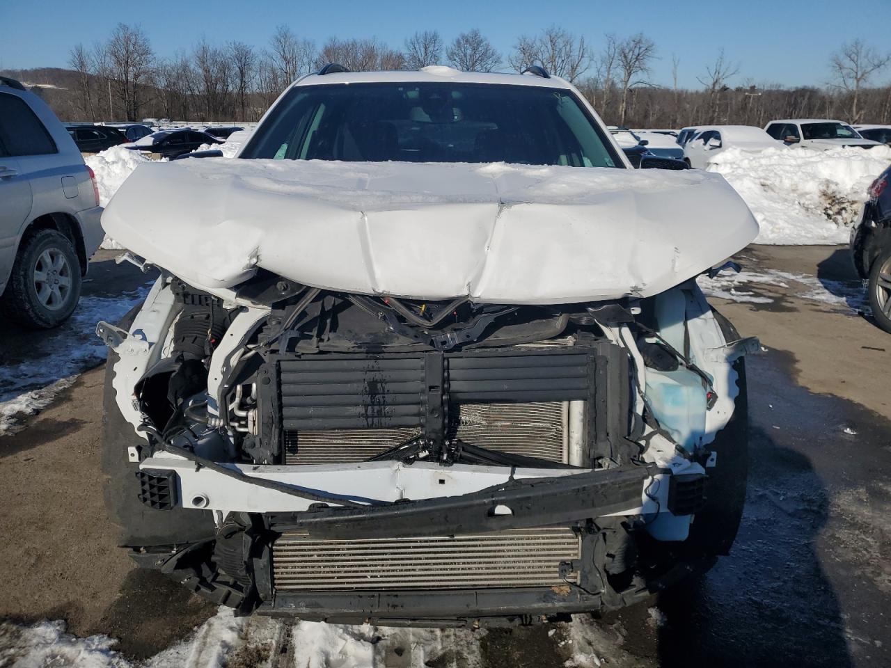 2021 GMC Terrain - Image 5