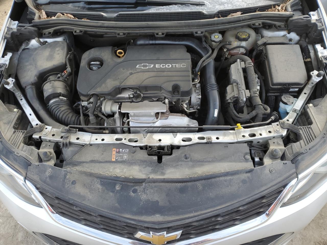 2018 Chevrolet Cruze - Image 11