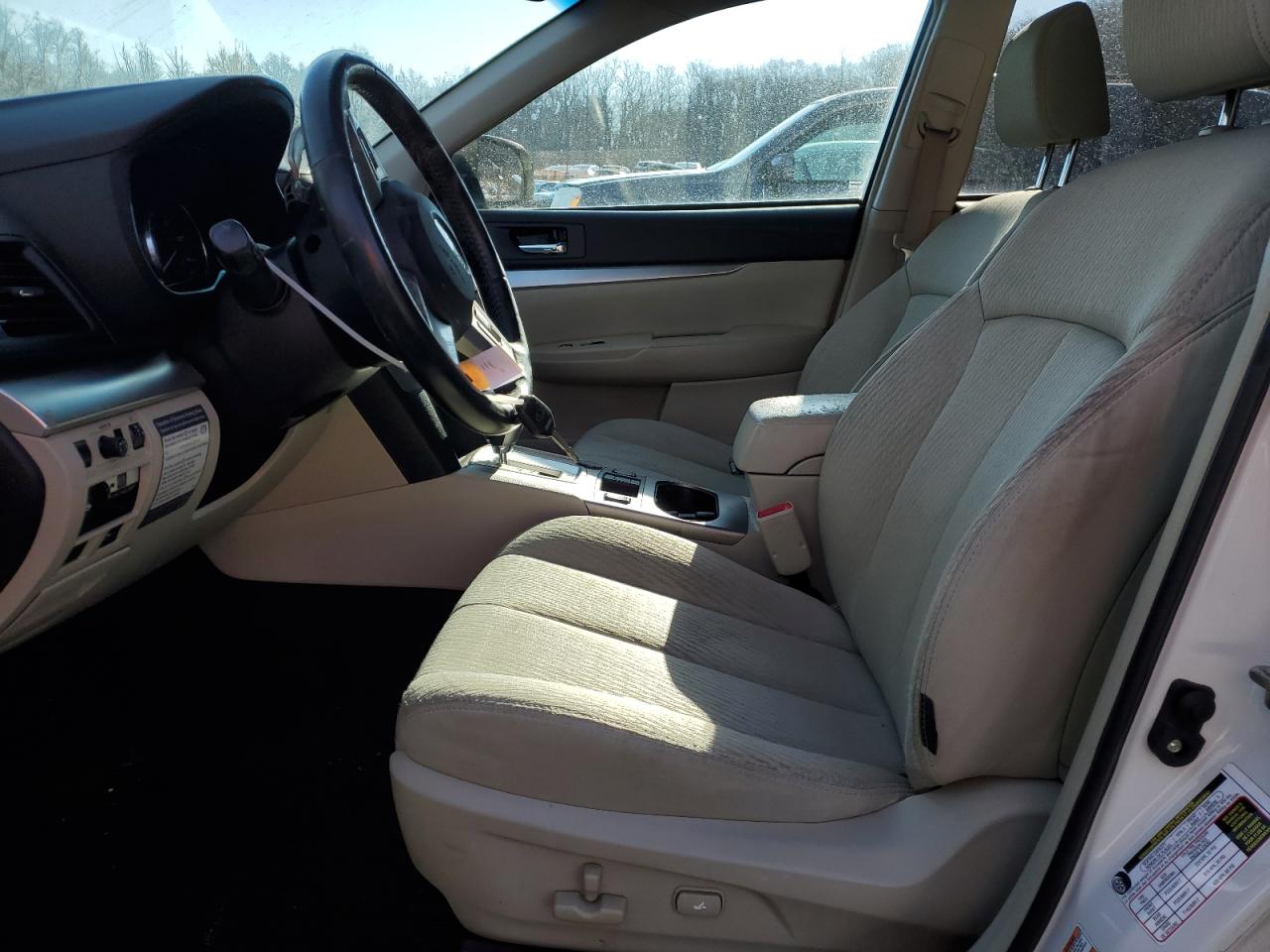 2011 Subaru Outback - Image 7