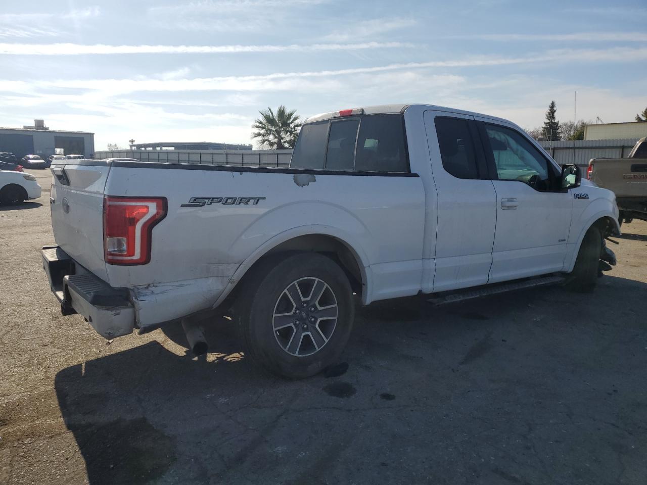 VIN 1FTEX1CP5GKG00883 2016 FORD F-150 no.3