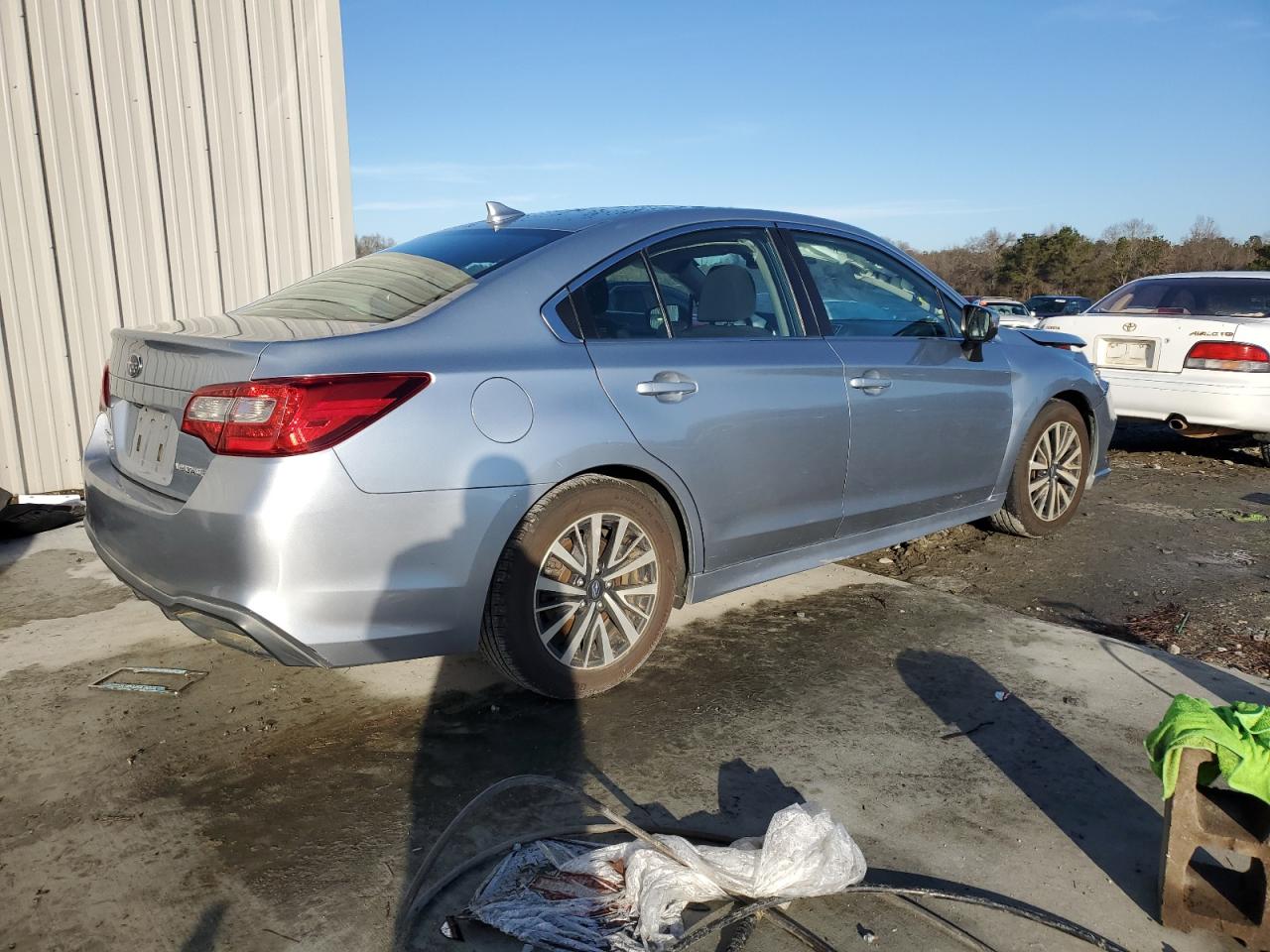 2018 Subaru Legacy - Image 3