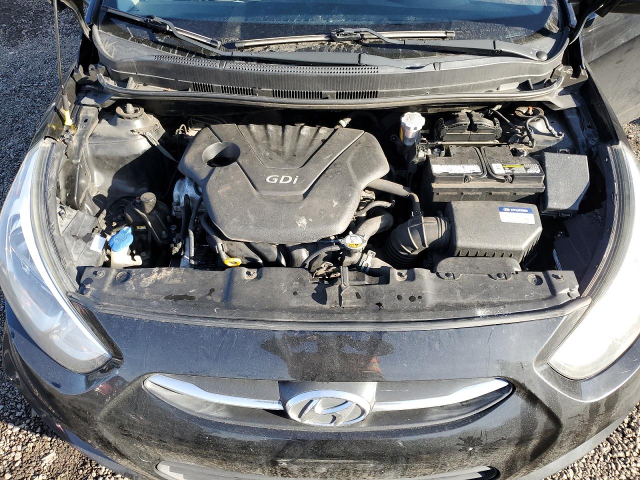 2015 Hyundai Accent - Image 11