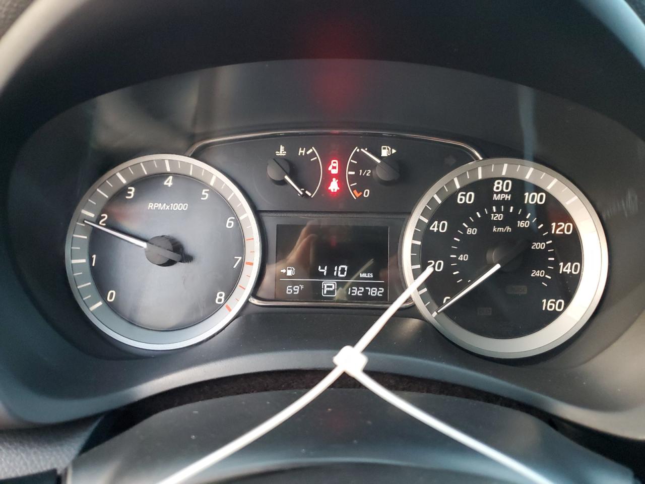 2013 Nissan Sentra - Image 9