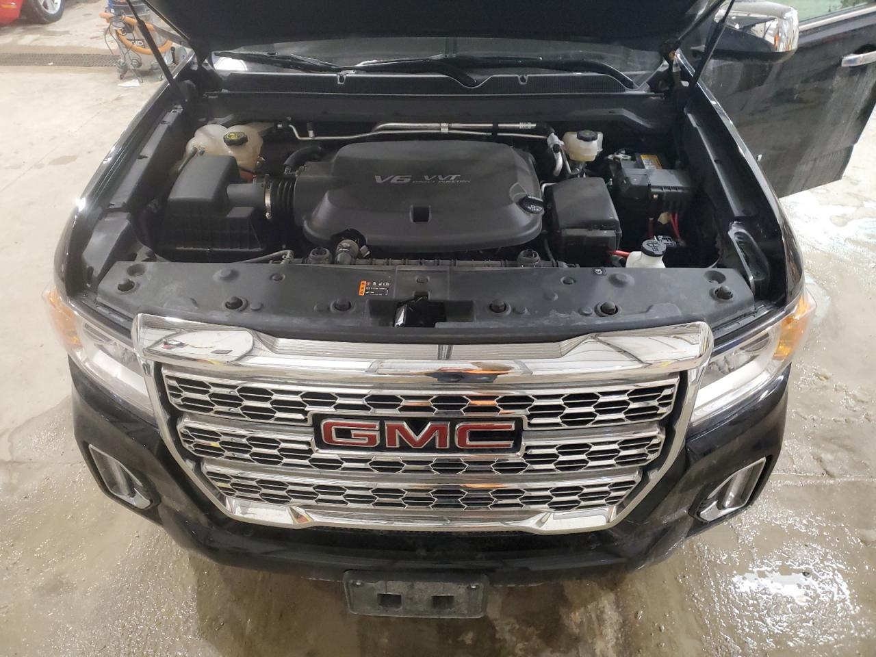 2022 GMC Canyon - Image 11