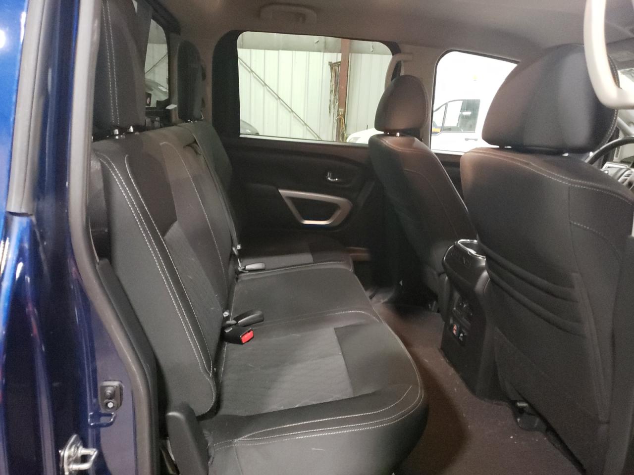 1N6AA1E51KN513885 NISSAN TITAN 2019