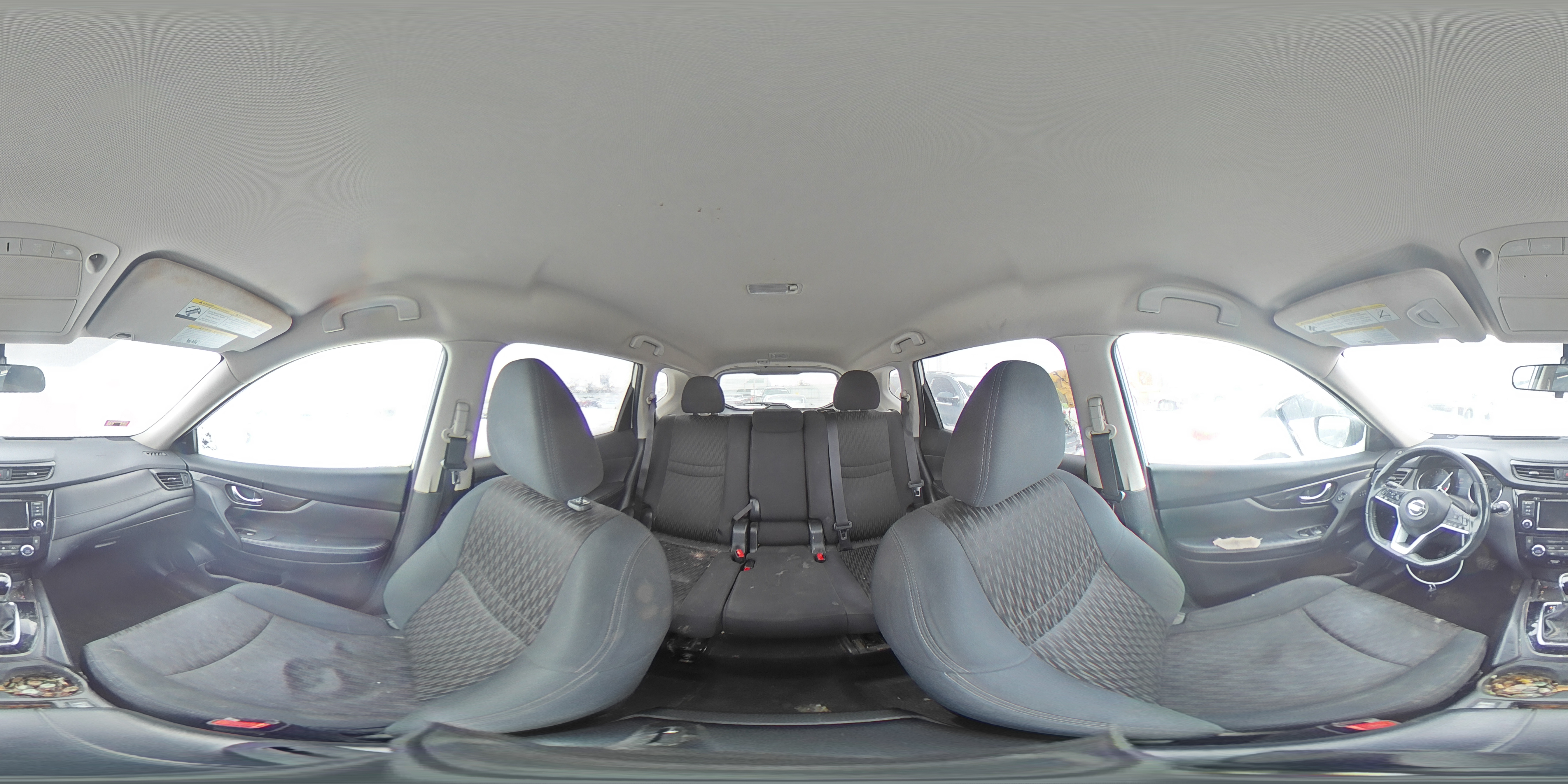 2018 Nissan Rogue - Image 15