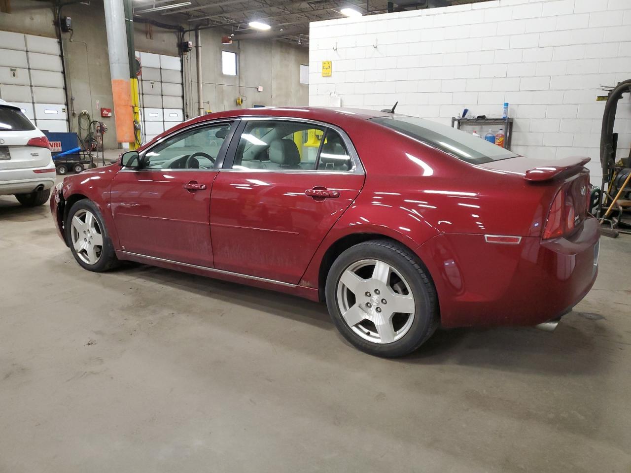 2009 Chevrolet Malibu - Image 2