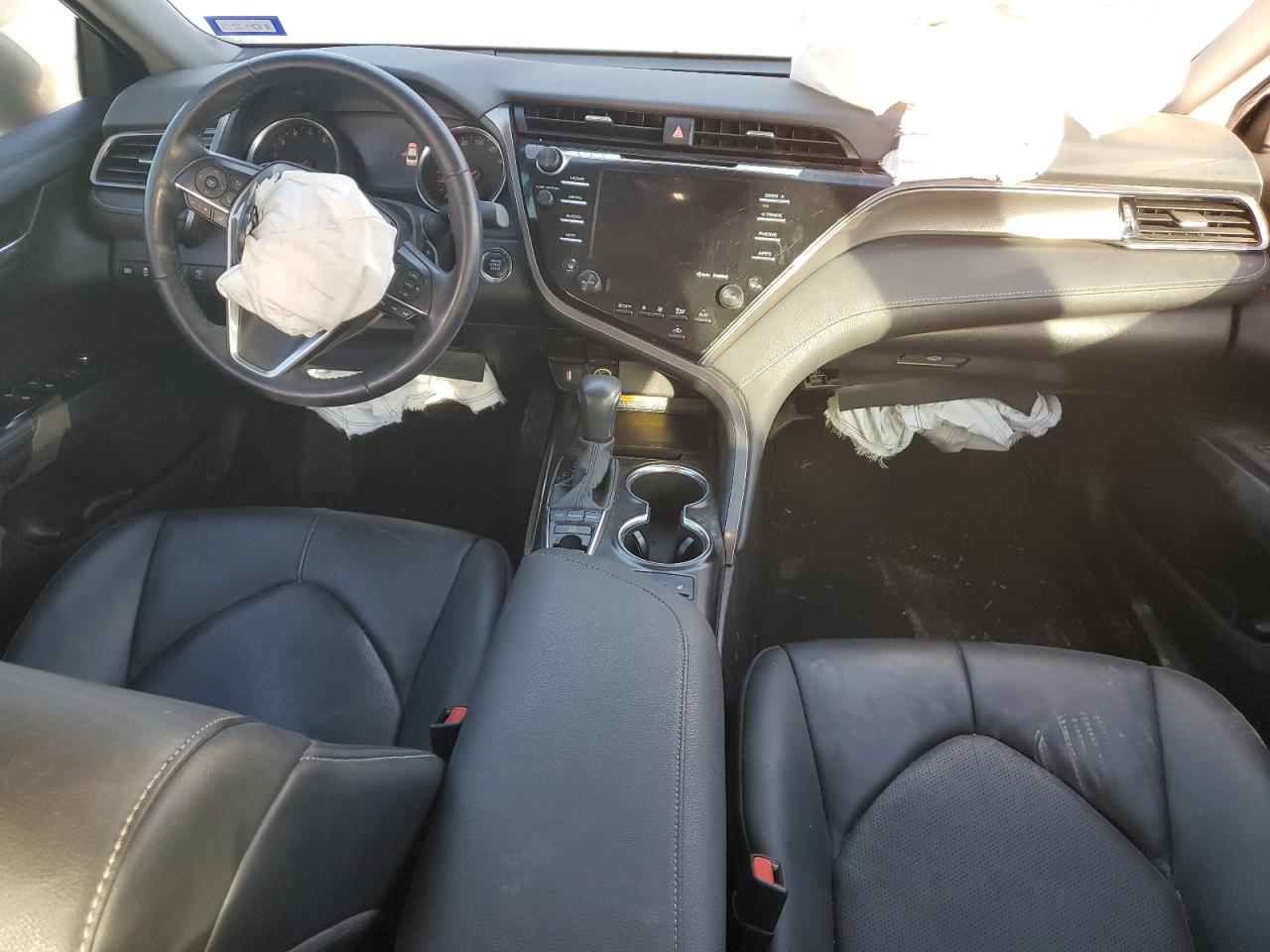 2020 Toyota Camry - Image 8