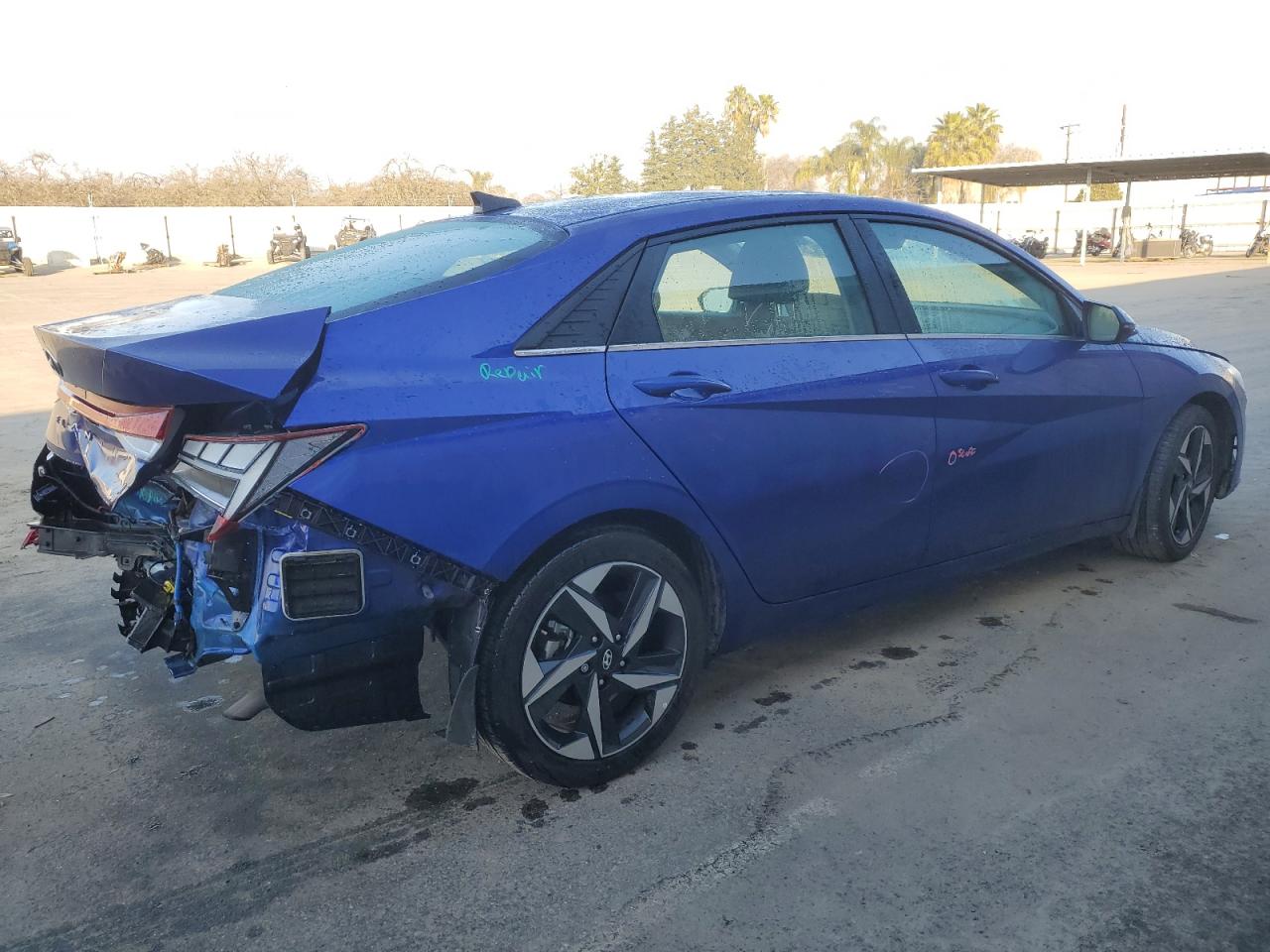 2023 Hyundai Elantra - Image 3