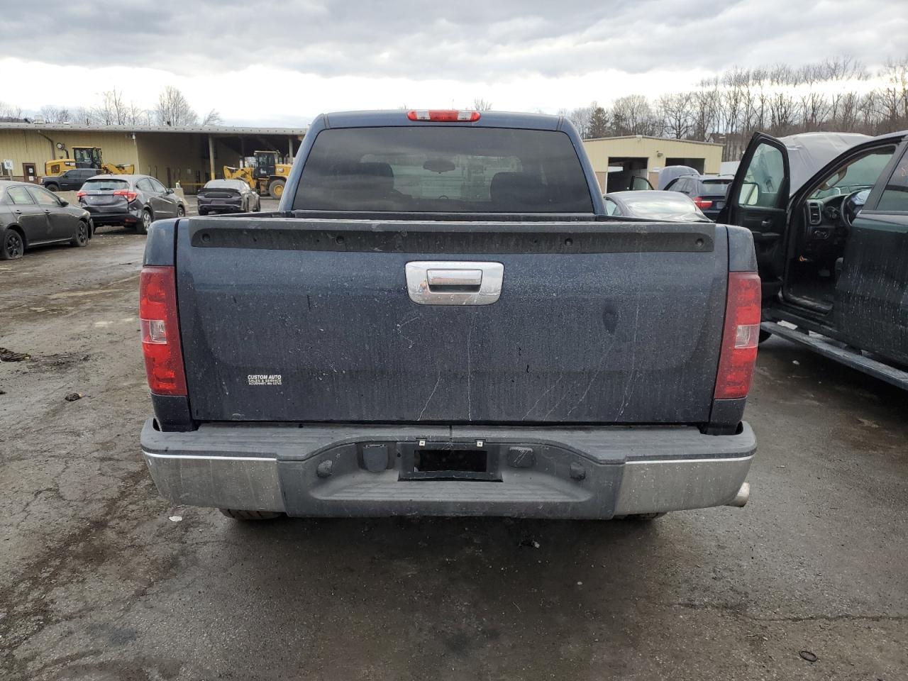 2010 Chevrolet Silverado - Image 6