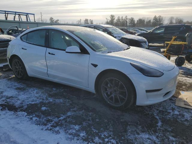  TESLA MODEL 3 2021 Білий