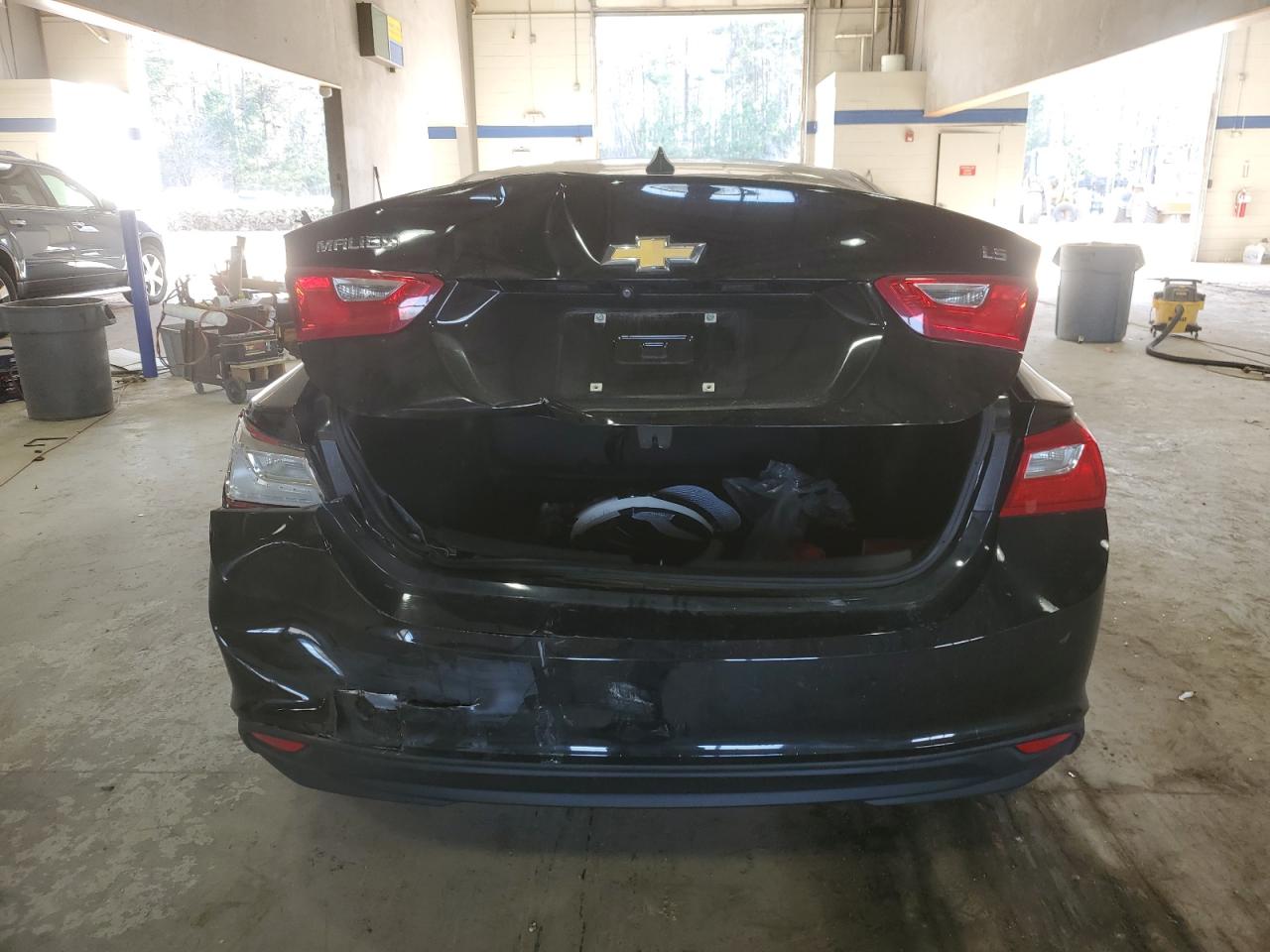 2016 Chevrolet Malibu - Image 6