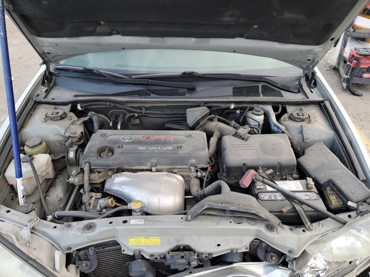 2004 Toyota Camry - Image 13