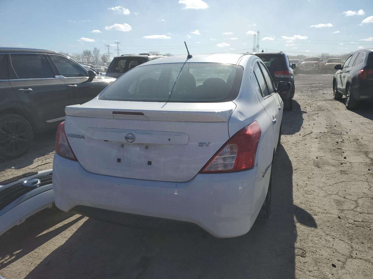 2019 Nissan Versa - Image 6