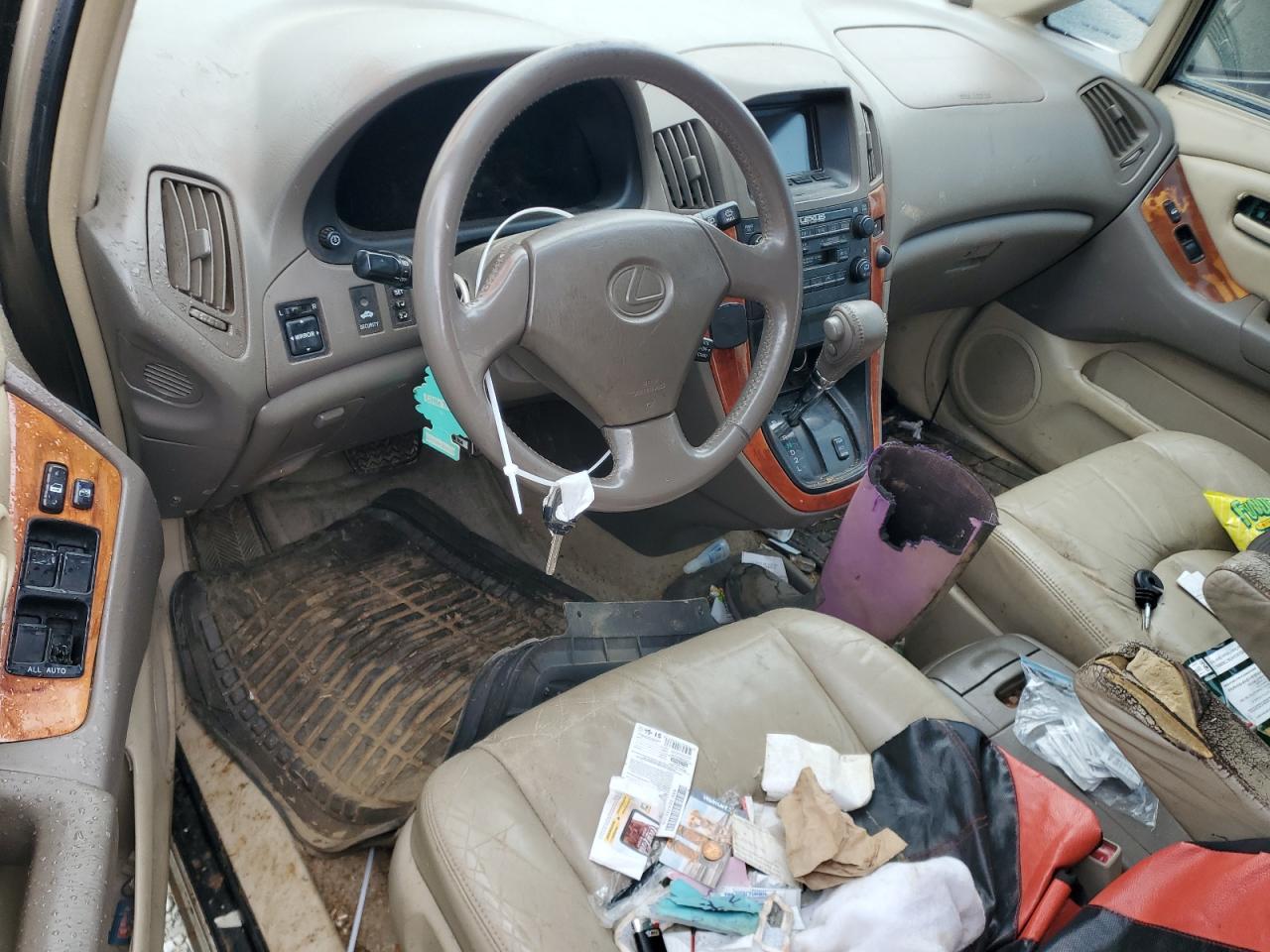 1999 Lexus RX - Image 8
