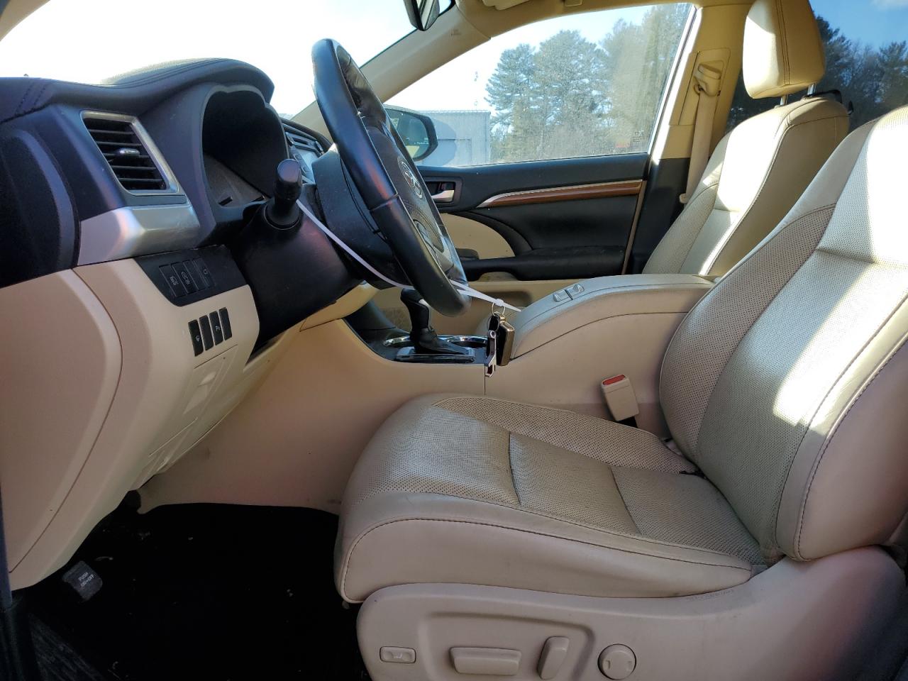 5TDDZRFH9KS989778 TOYOTA HIGHLANDER 2019
