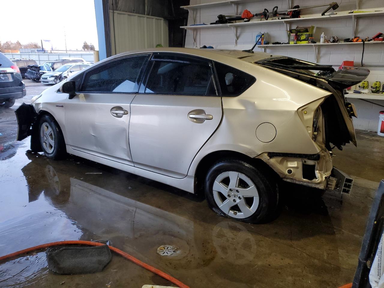 2010 Toyota Prius - Image 2