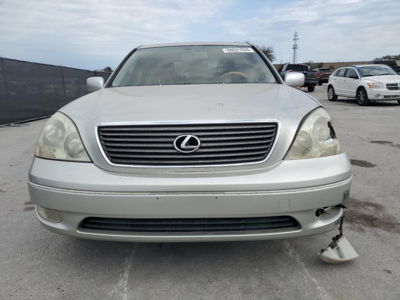 2003 Lexus LS - Image 5