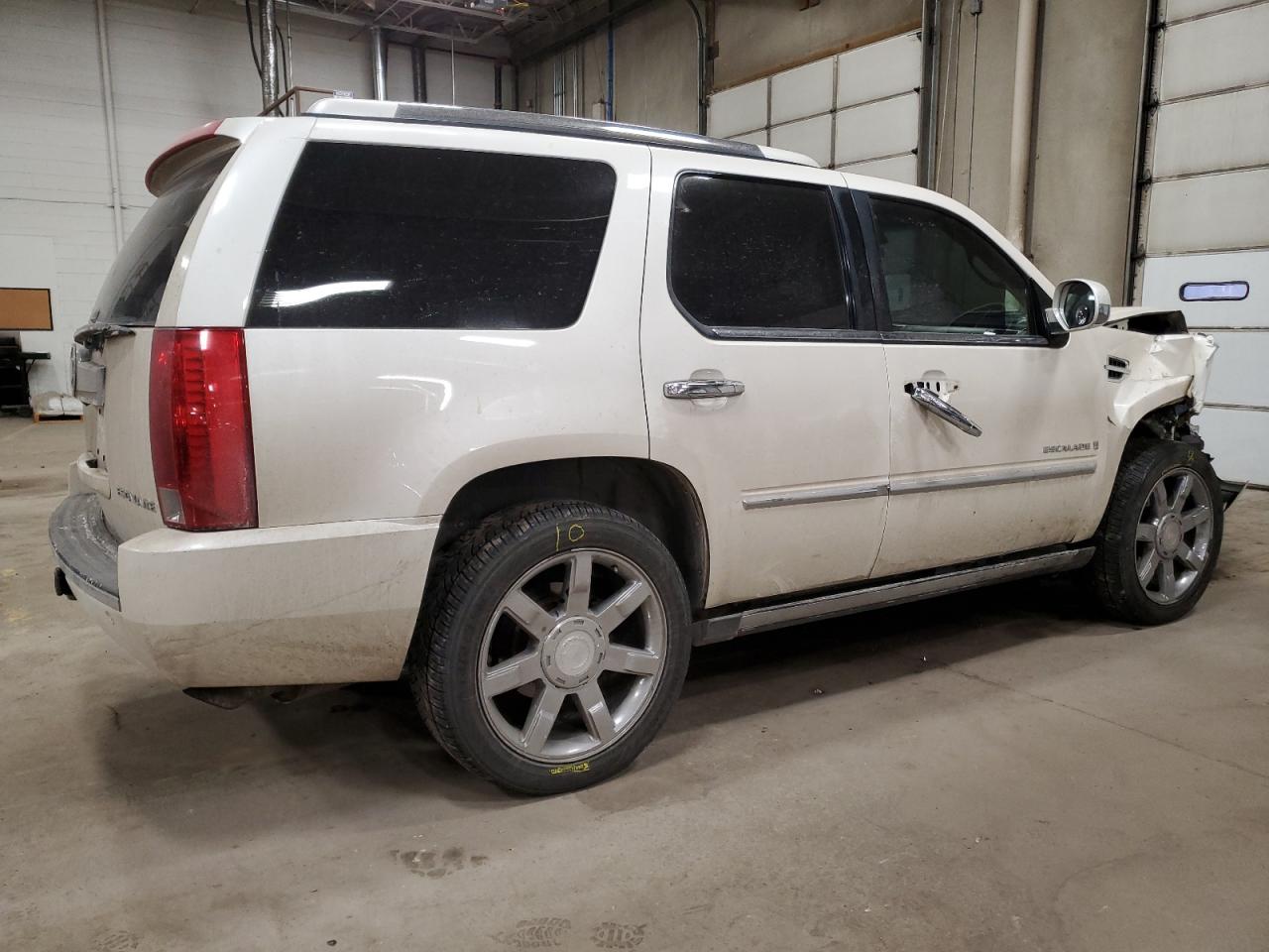 2008 Cadillac Escalade - Image 3