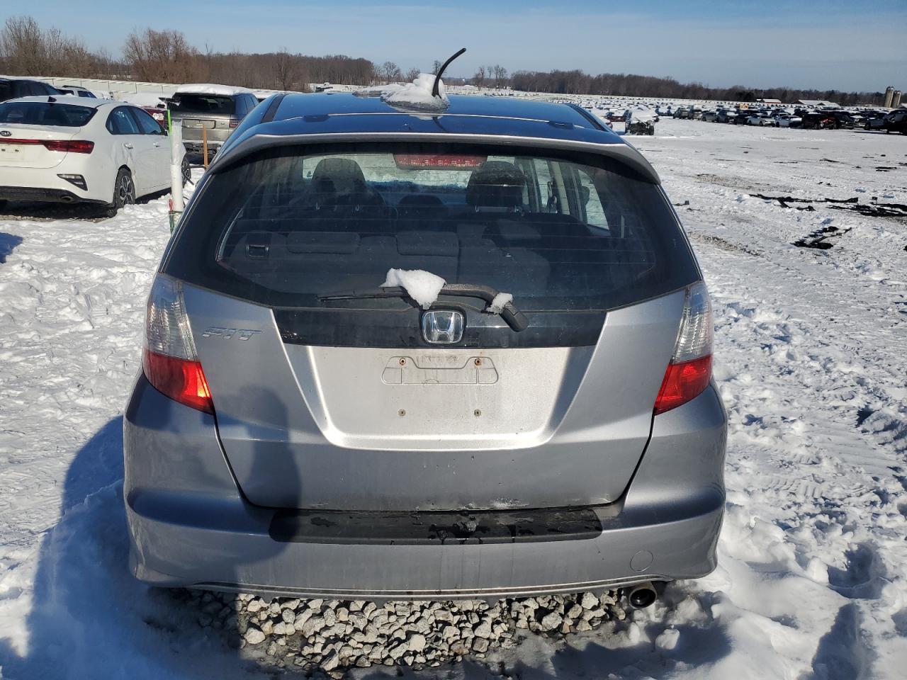 2010 Honda Fit - Image 6