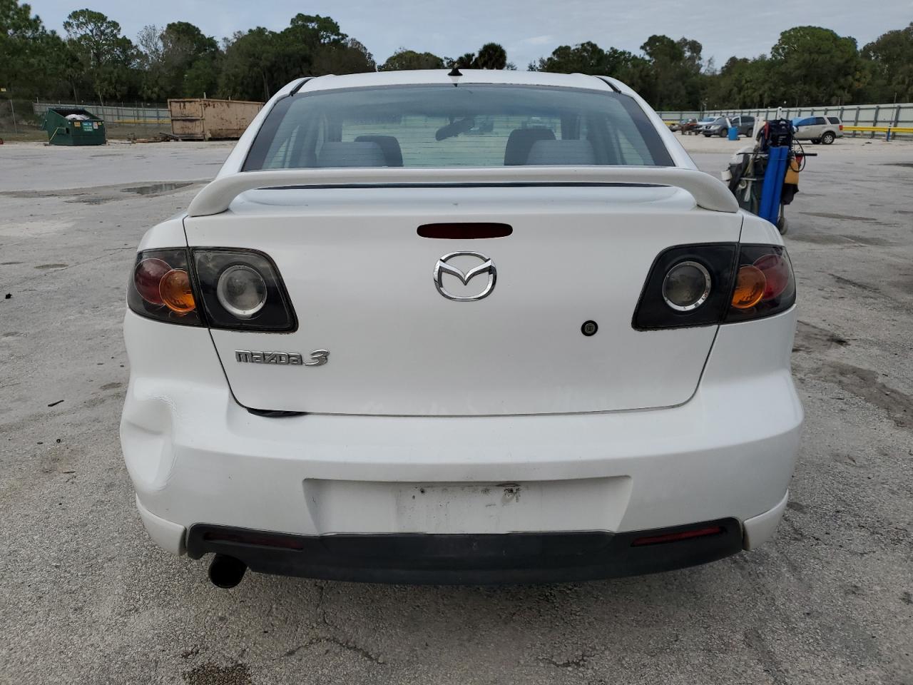 2005 Mazda 3 - Image 6
