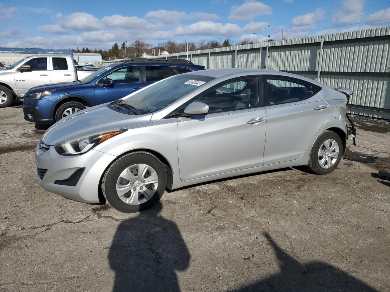 5NPDH4AE2GH682694 2016 HYUNDAI ELANTRA - Image 1