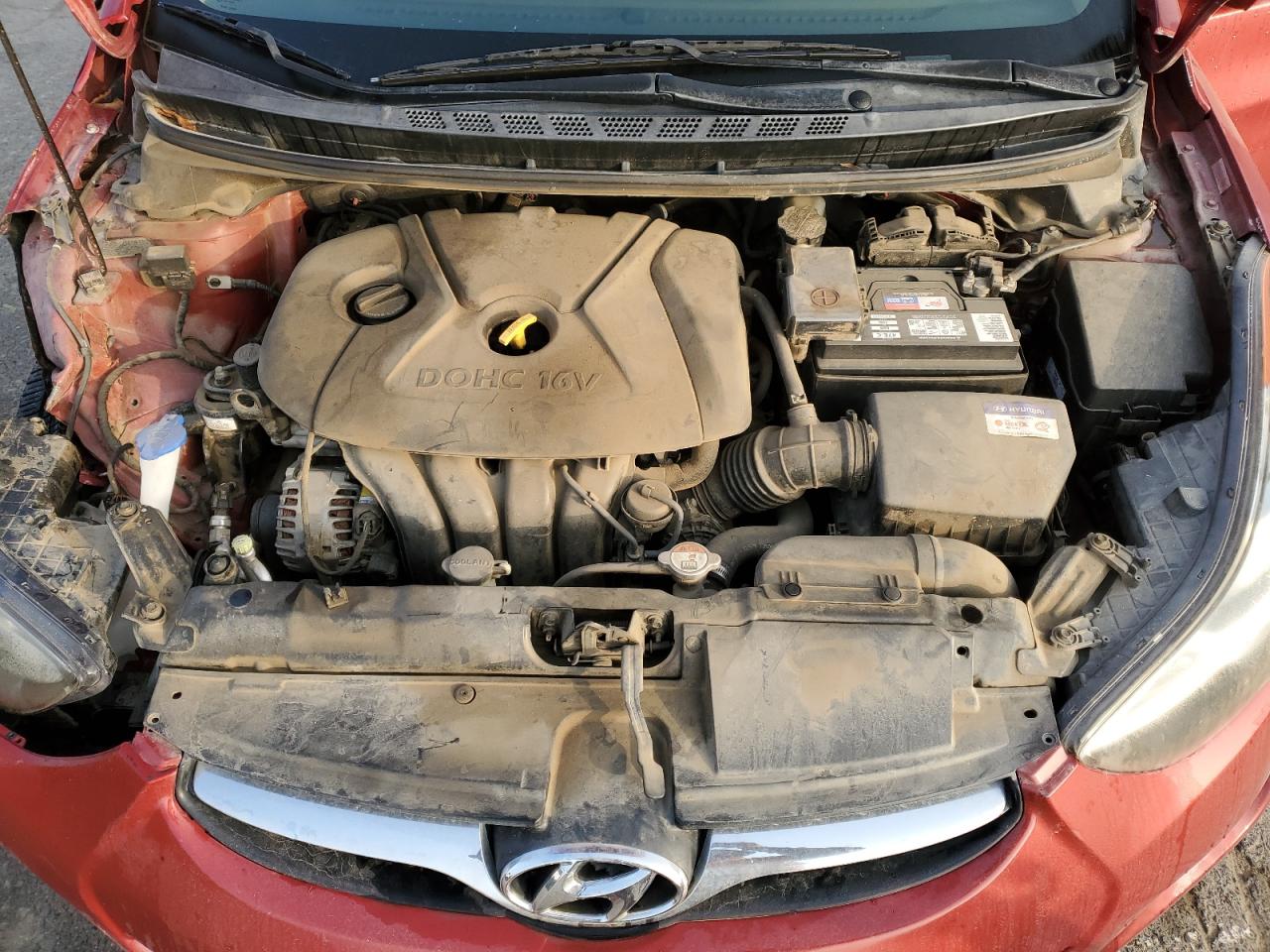 2012 Hyundai Elantra - Image 11