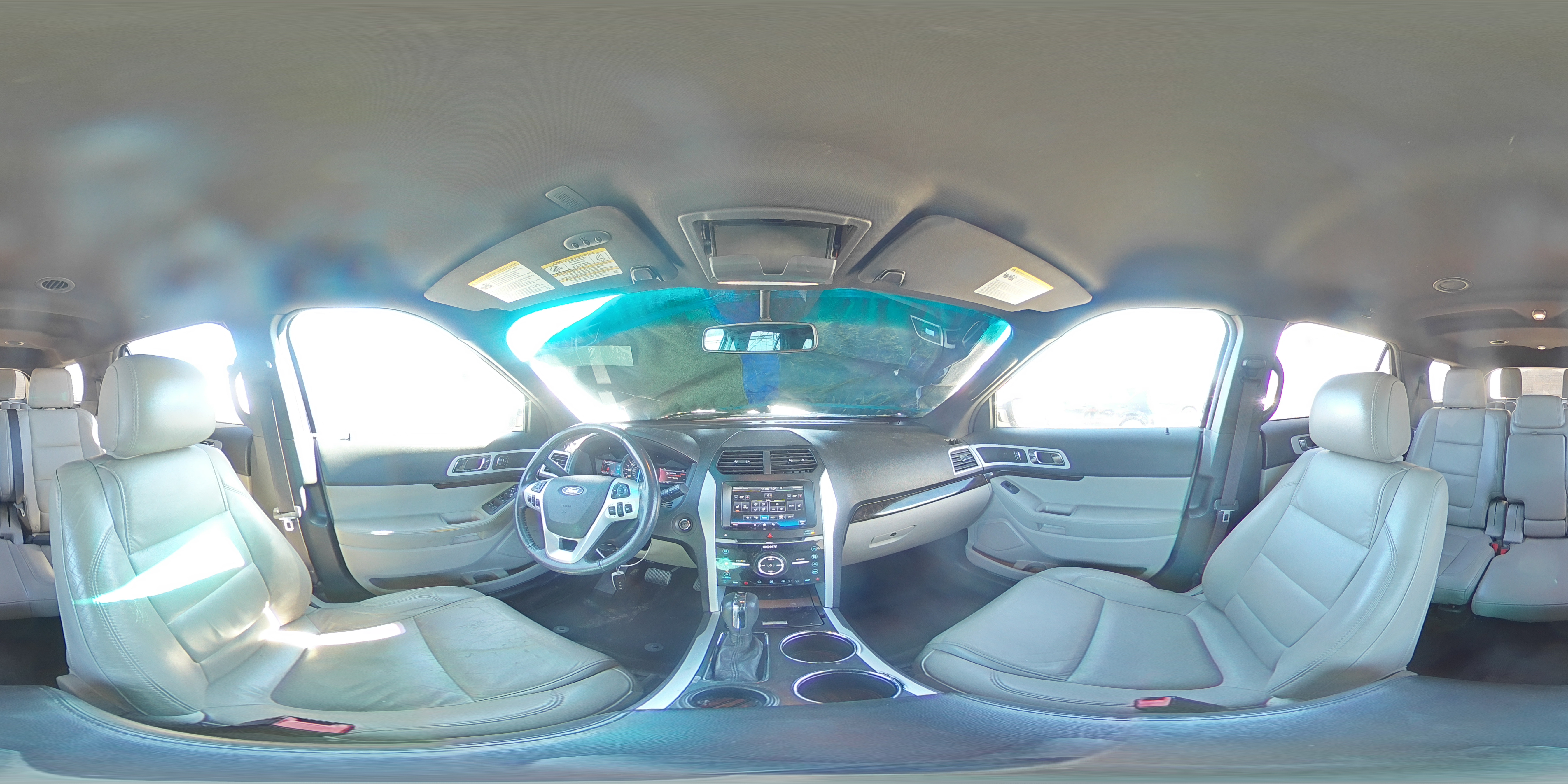 2014 Ford Explorer - Image 15