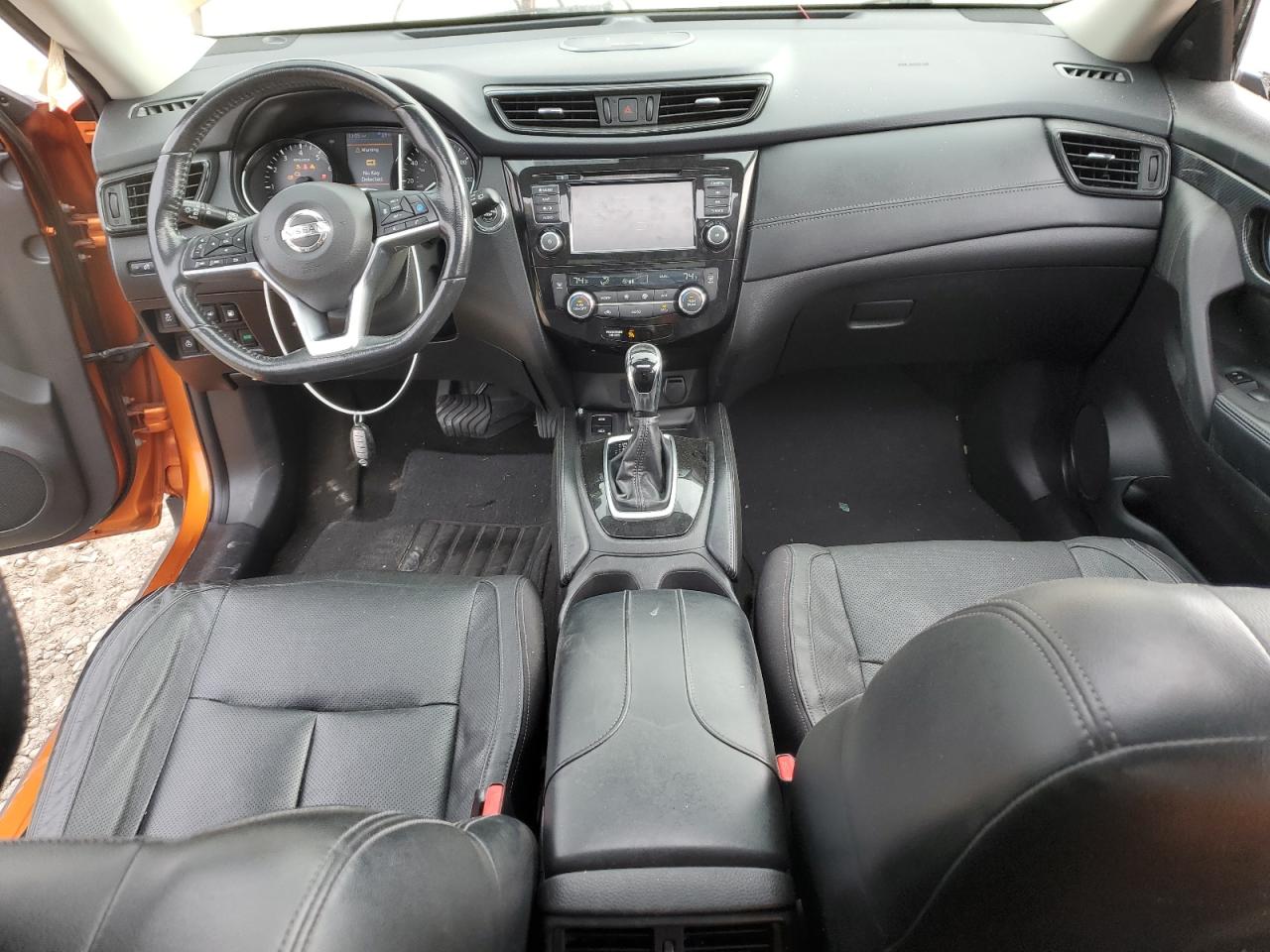 2018 Nissan Rogue - Image 8