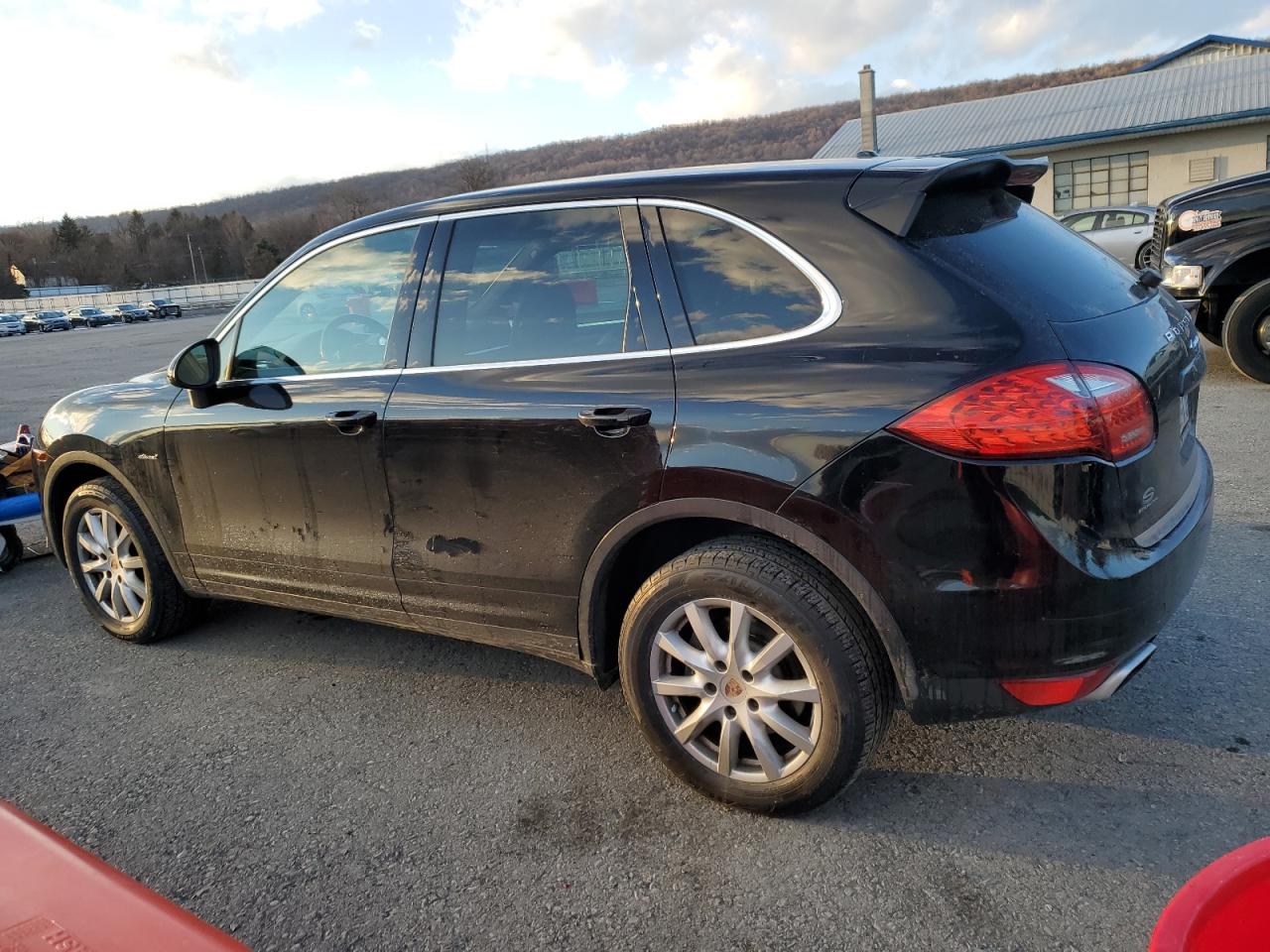 VIN WP1AF2A27DLA35877 2013 PORSCHE CAYENNE no.2