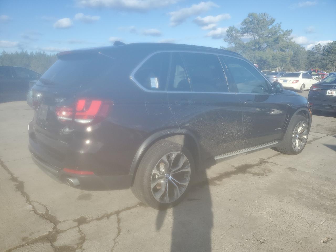 VIN 5UXKR2C59G0R72058 2016 BMW X5 no.3