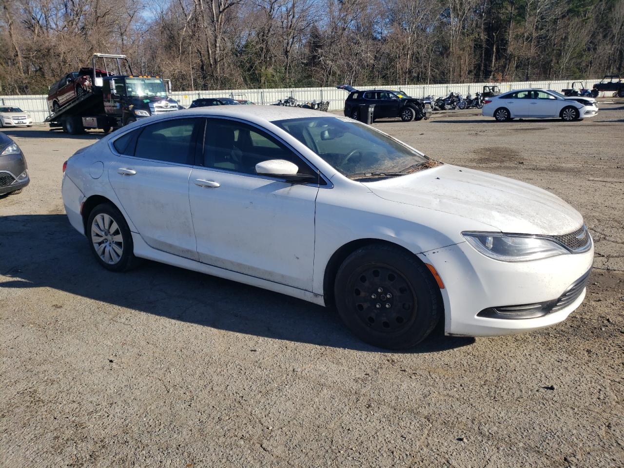 VIN 1C3CCCFB5GN102457 2016 CHRYSLER 200 no.4