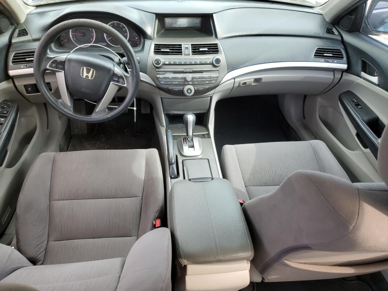 2011 Honda Accord - Image 8