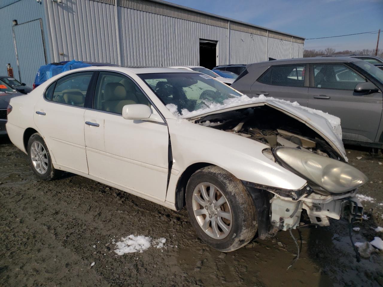 2004 Lexus ES - Image 4