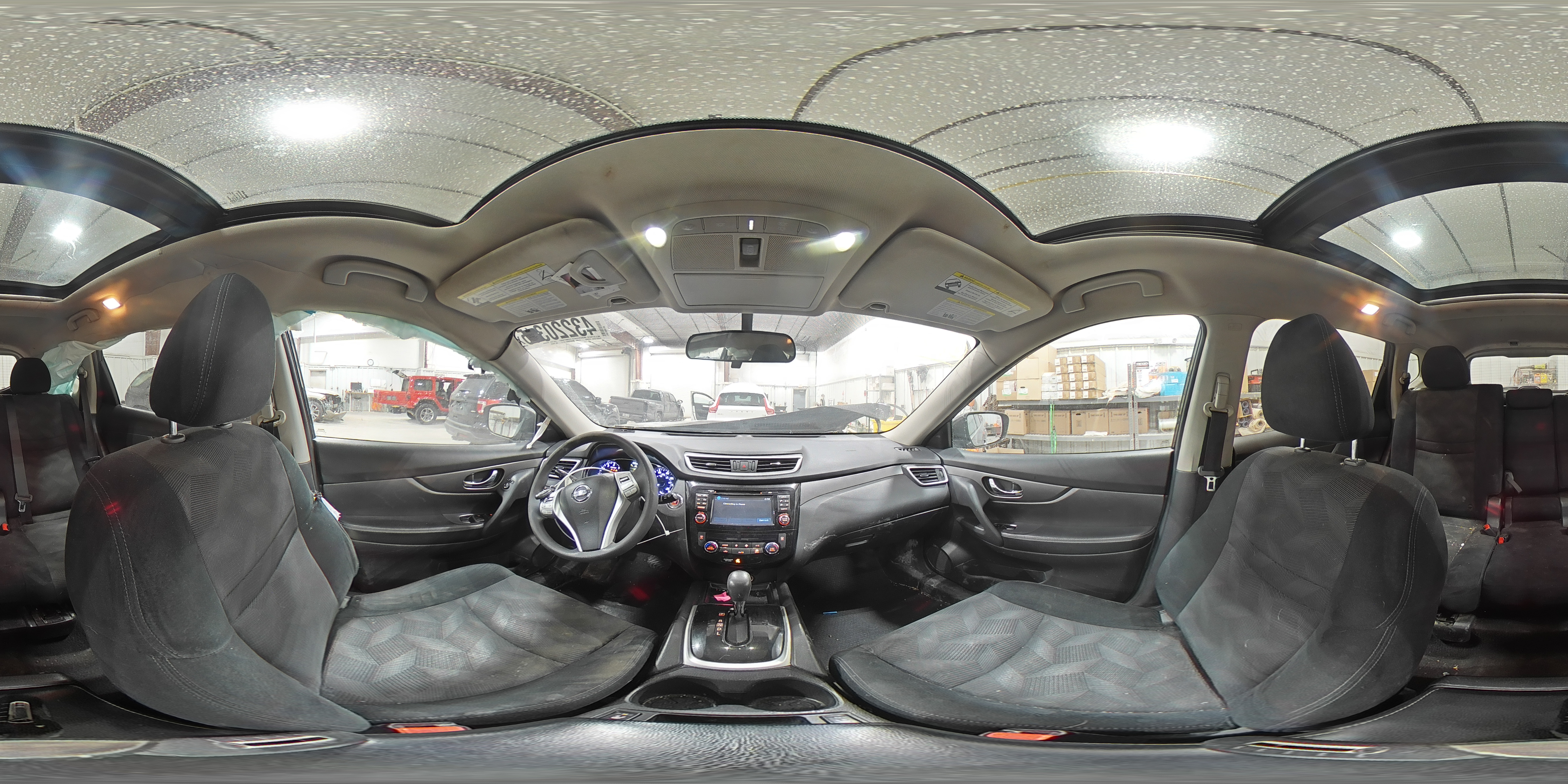 2015 Nissan Rogue - Image 13