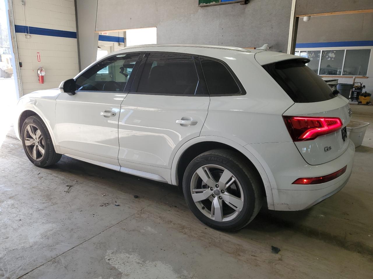 2018 Audi Q5 - Image 2
