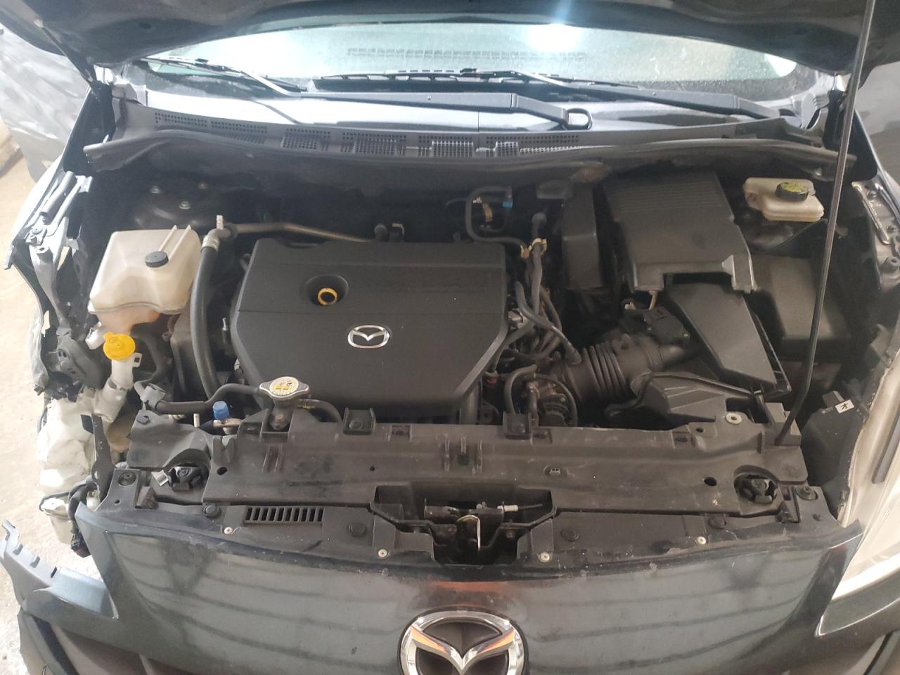 2013 Mazda 5 - Image 12