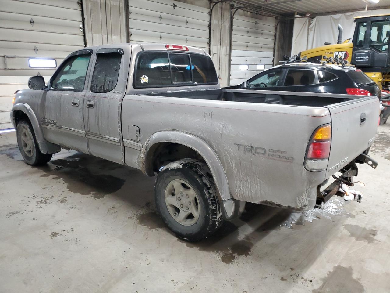 2000 Toyota Tundra - Image 2
