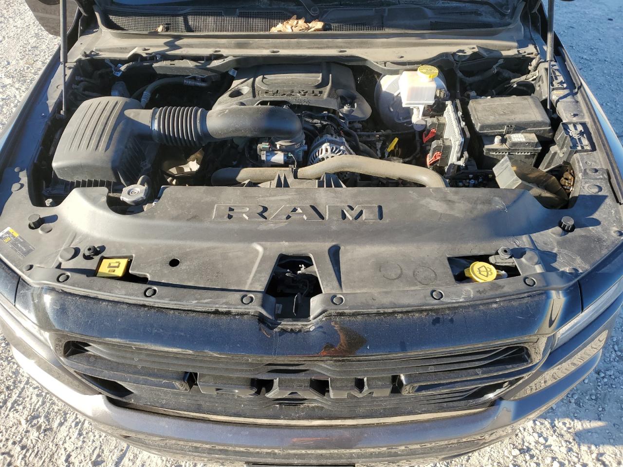 2022 RAM 1500 - Image 11