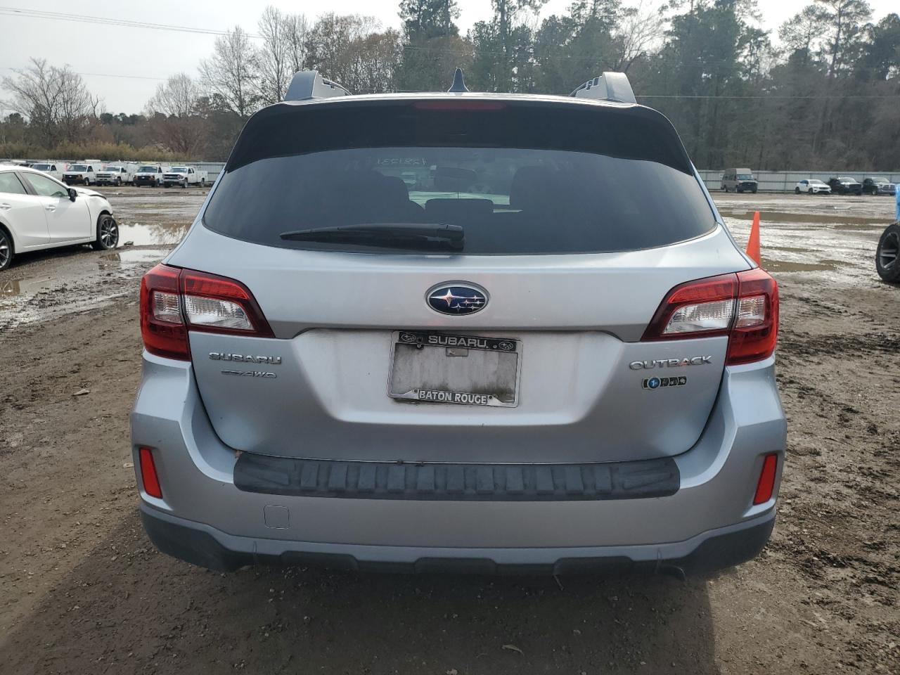 2016 Subaru Outback - Image 6